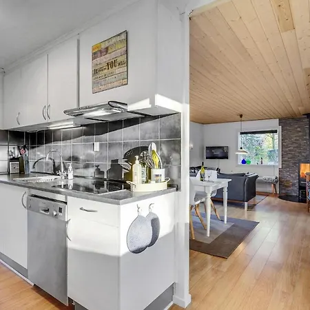 Holiday home Beautiful In With Kitchen *